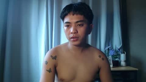 Snapshot of jamray_2 chatting on 11/08/25, 06:35 jam online show from 11/08/25, 06:35