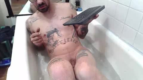 Snapshot of jamwarnerone chatting on 11/01/25, 09:50 Bootyshows online show from 11/01/25, 09:50