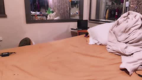 Snapshot of jamwarnerone chatting on 11/24/25, 12:16 Bootyshows online show from 11/24/25, 12:16