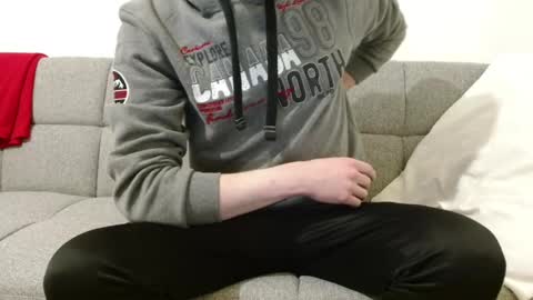 Jan online show from 01/01/25, 04:18