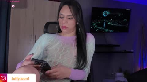 Danna varisheli online show from 11/21/25, 01:59