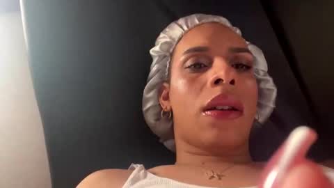 Danna varisheli online show from 04/26/26, 07:55