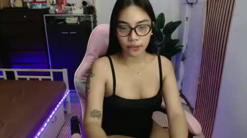 Snapshot of jana_ngosh chatting on 10/19/25, 05:46 Jana online show from 10/19/25, 05:46