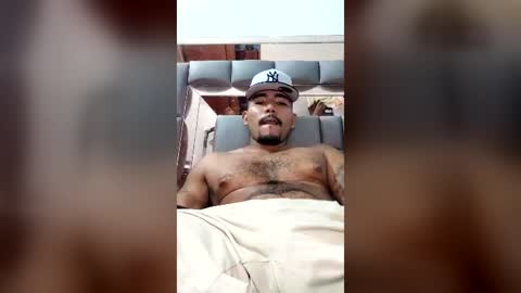 jandrss_gold9 online show from 08/05/26, 05:54