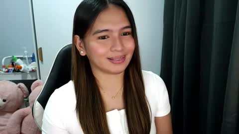 Snapshot of jane_bratxxx chatting on 10/13/25, 11:05 YOUR LOVELY JANE online show from 10/13/25, 11:05