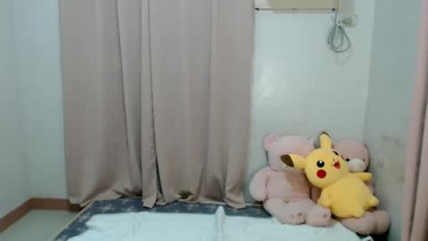 Snapshot of jane_bratxxx chatting on 05/18/26, 04:07 YOUR LOVELY JANE online show from 05/18/26, 04:07