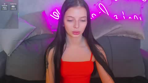 Eva online show from 11/21/25, 12:43