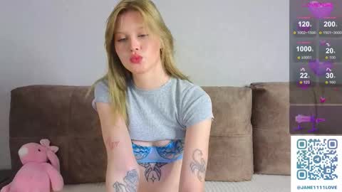 Snapshot of jane_lvy chatting on 09/15/25, 09:31 jane_lvy online show from 09/15/25, 09:31