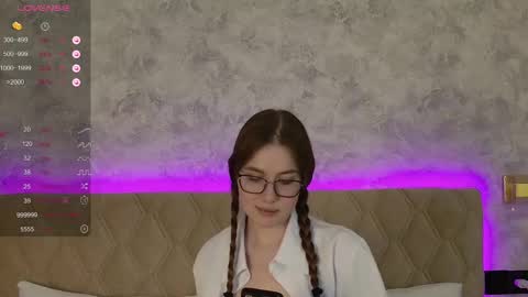 Snapshot of jane_meys chatting on 02/21/25, 11:22 your kitty JANE roawww online show from 02/21/25, 11:22