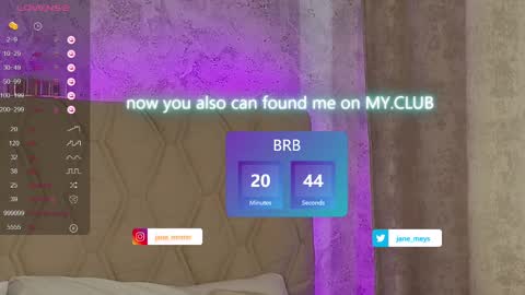 Snapshot of jane_meys chatting on 03/04/25, 08:13 your kitty JANE roawww online show from 03/04/25, 08:13