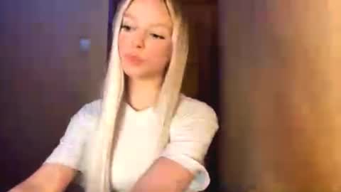 Snapshot of janeanjourneay chatting on 02/23/26, 08:39 Kary online show from 02/23/26, 08:39