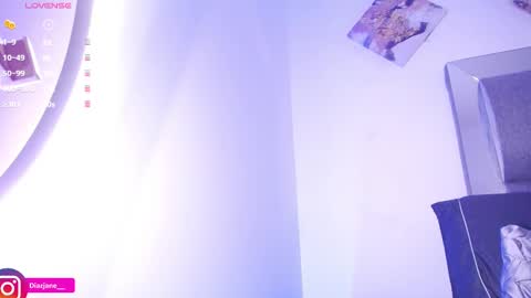 Jennifer online show from 02/13/25, 03:29