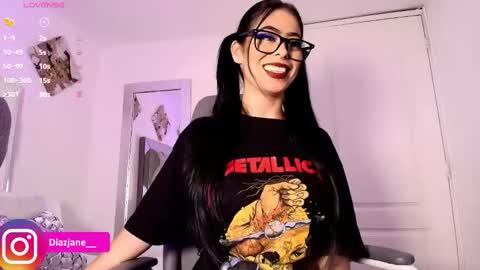 Jennifer online show from 02/11/26, 09:09