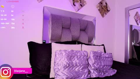 Jennifer online show from 04/01/26, 07:11