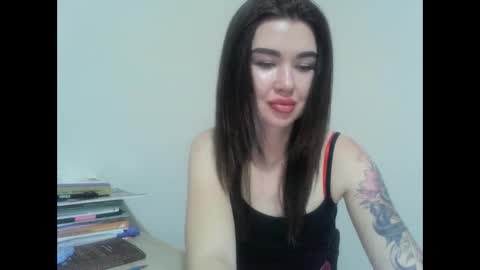 janeessa online show from 04/19/26, 06:32