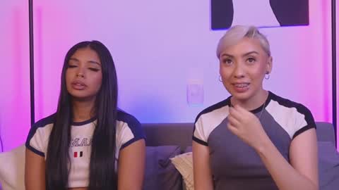 Snapshot of janehart_ chatting on 12/17/24, 03:17 Jane online show from 12/17/24, 03:17