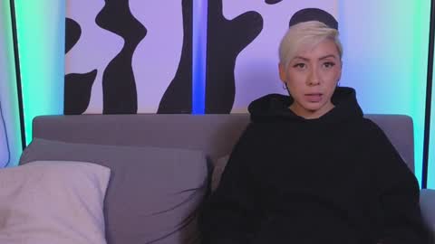 Snapshot of janehart_ chatting on 01/08/25, 02:35 Jane online show from 01/08/25, 02:35