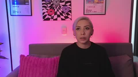 Snapshot of janehart_ chatting on 05/17/26, 02:31 Jane online show from 05/17/26, 02:31