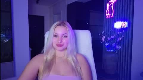 Jane online show from 10/21/25, 11:05