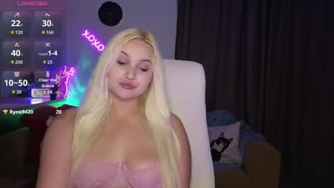 Snapshot of janemiss chatting on 06/20/26, 10:45 Jane online show from 06/20/26, 10:45