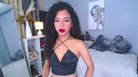 Snapshot of janemonet chatting on 01/10/25, 12:06 janemonet online show from 01/10/25, 12:06