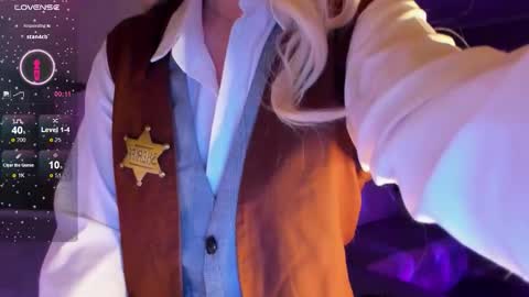 Janice online show from 11/26/25, 01:06