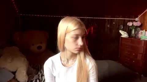 Elsa online show from 07/10/26, 07:12