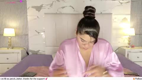 Snapshot of janick_baker chatting on 07/04/26, 05:19 janick_baker online show from 07/04/26, 05:19