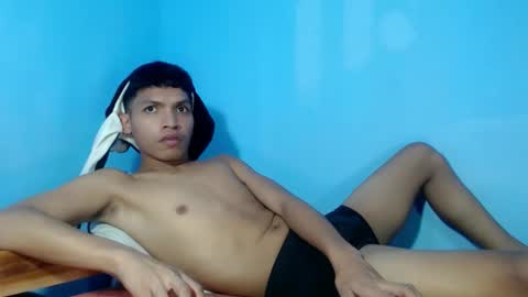 janlloyd04 online show from 04/20/26, 02:20