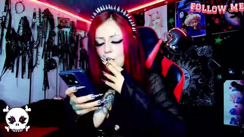 Snapshot of janna_ink chatting on 01/13/26, 12:49 online show from 01/13/26, 12:49