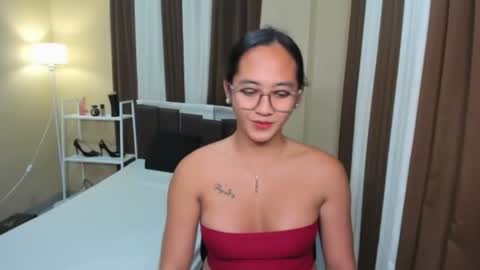 Snapshot of jannahsofuck chatting on 05/18/26, 04:24 ur jannah so fuck online show from 05/18/26, 04:24