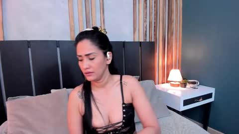 Snapshot of janne_lee chatting on 09/22/25, 09:28 Janne for u online show from 09/22/25, 09:28