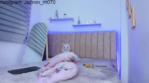 Jane online show from 12/20/25, 07:04