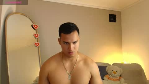 janomar01 online show from 03/22/26, 08:01