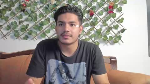 janus_m online show from 12/19/24, 02:02