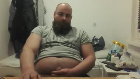 Snapshot of januszcygan chatting on 04/10/26, 06:34 januszcygan online show from 04/10/26, 06:34