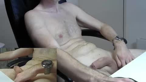 Snapshot of japie93 chatting on 10/30/25, 07:47 japie93 online show from 10/30/25, 07:47