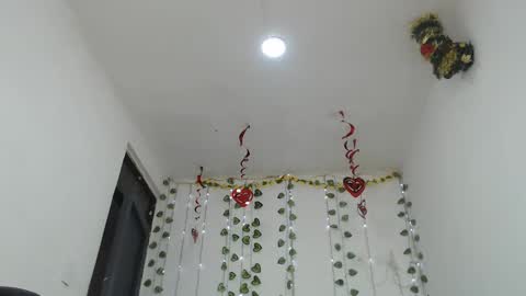 Monik online show from 02/23/25, 01:53