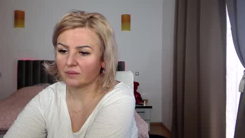 jaqueline88 online show from 03/04/25, 07:51