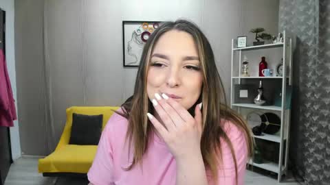 JaquelinLaurent online show from 05/05/26, 07:11