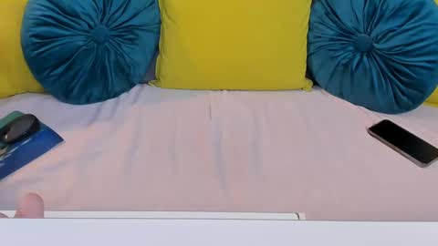 Snapshot of jaqulinnehot chatting on 02/21/25, 05:35 JaqulinneHot online show from 02/21/25, 05:35