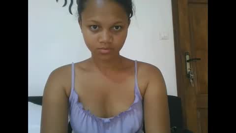 Snapshot of jarevava chatting on 12/16/25, 05:45 Jarevava online show from 12/16/25, 05:45