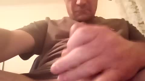 Snapshot of jasedaman chatting on 02/24/25, 04:04 jasedaman online show from 02/24/25, 04:04