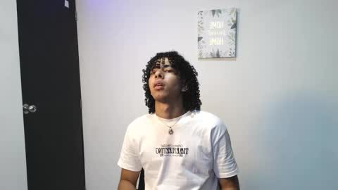 Snapshot of jash_7 chatting on 09/29/25, 03:44 jash online show from 09/29/25, 03:44