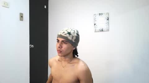 Snapshot of jash_7 chatting on 10/25/25, 04:42 jash online show from 10/25/25, 04:42