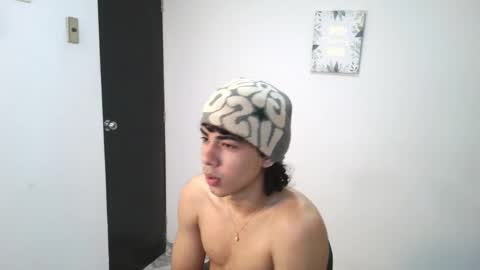 Snapshot of jash_7 chatting on 11/14/25, 05:33 jash online show from 11/14/25, 05:33