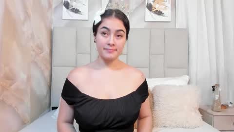 Jaslyn online show from 10/21/25, 04:19