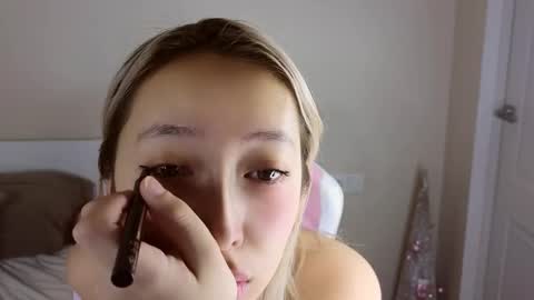 Snapshot of jasmilee chatting on 02/18/26, 07:32 Jasmine online show from 02/18/26, 07:32