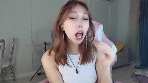 Snapshot of jasmilee chatting on 06/28/26, 03:51 Jasmine online show from 06/28/26, 03:51