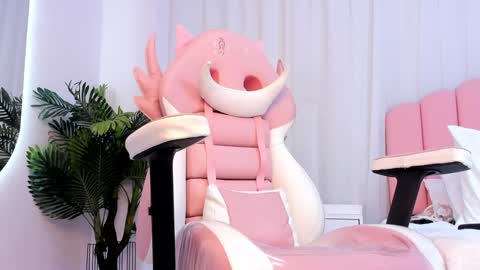      online show from 12/20/24, 09:43